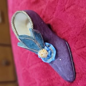 Mini 20s Feather Shoe Figurine From Chosen Treasures 4 You series.